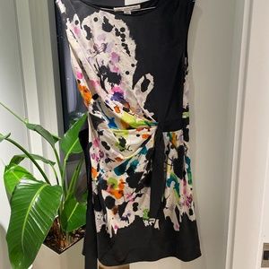 Diane Von Furstenberg  mini dress